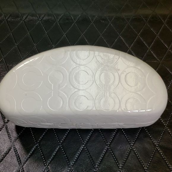 Coach Oversized Round Purple Sunglasses S2025 and Embossed Case - Picture 8 of 10